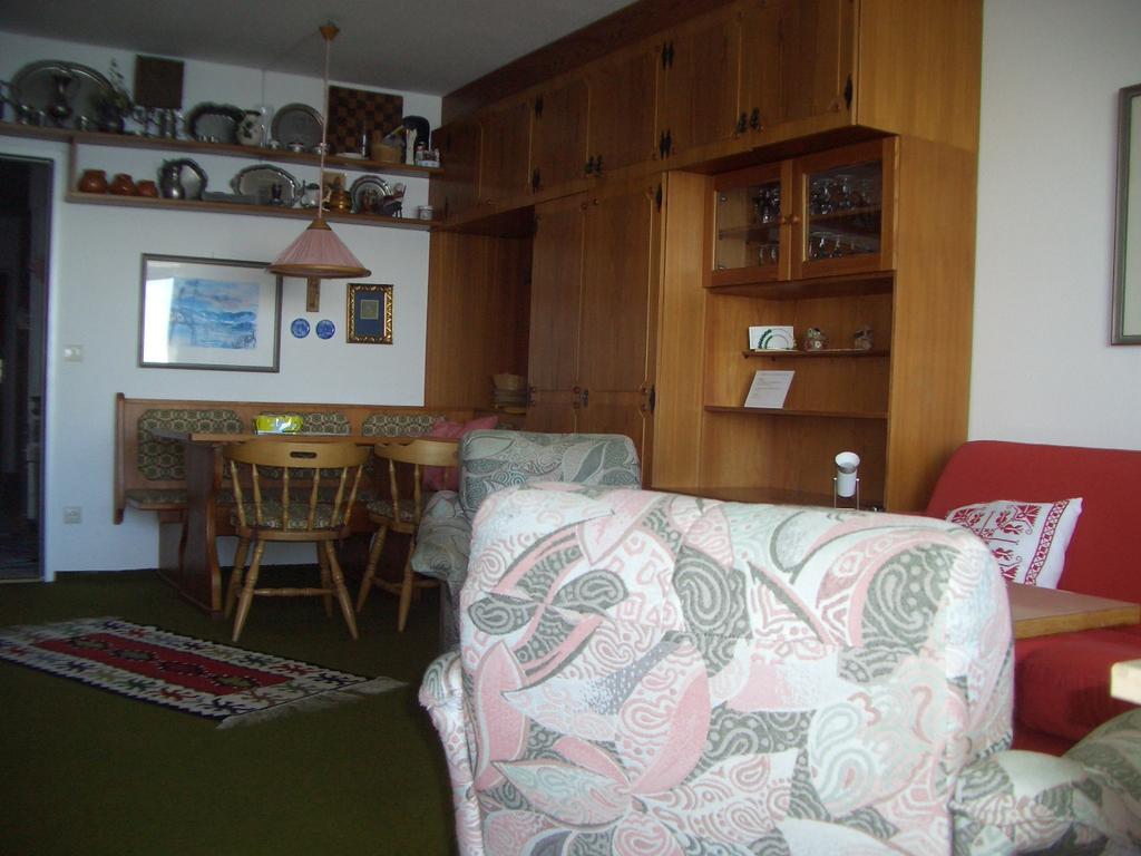 Ferienwohnung Im Haus Edelweiss Трефен Екстериор снимка